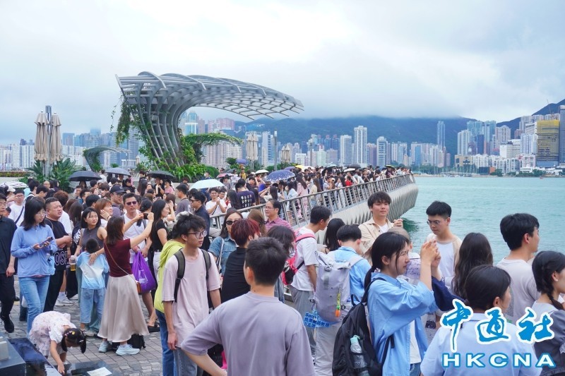 旅客免税额提升仍存待力 空间 香港零售或迎反弹