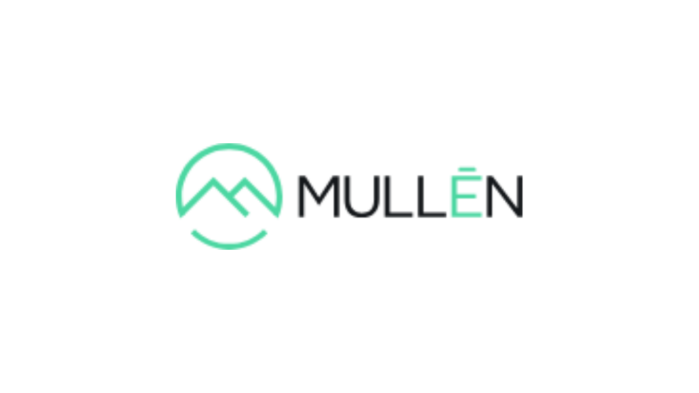 Mullen Automotive的博林格电动汽车闪亮登场：首辆面向客户的B4电动卡车在密歇根州下线